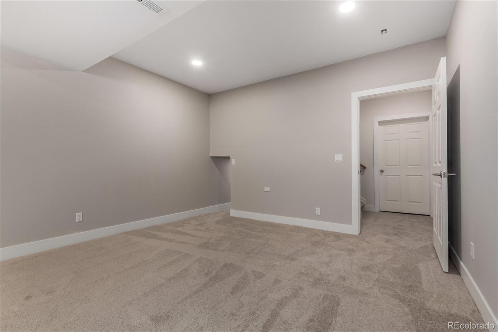 MLS Image #30 for 5392  walden court,denver, Colorado