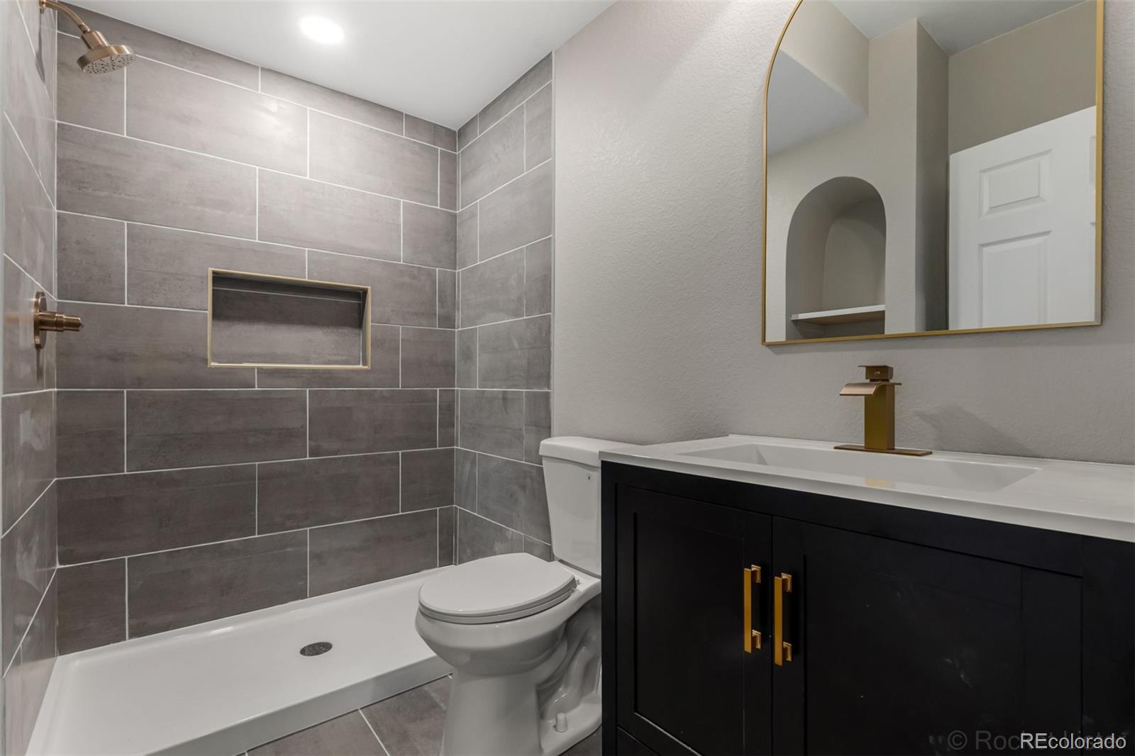 MLS Image #37 for 5392  walden court,denver, Colorado