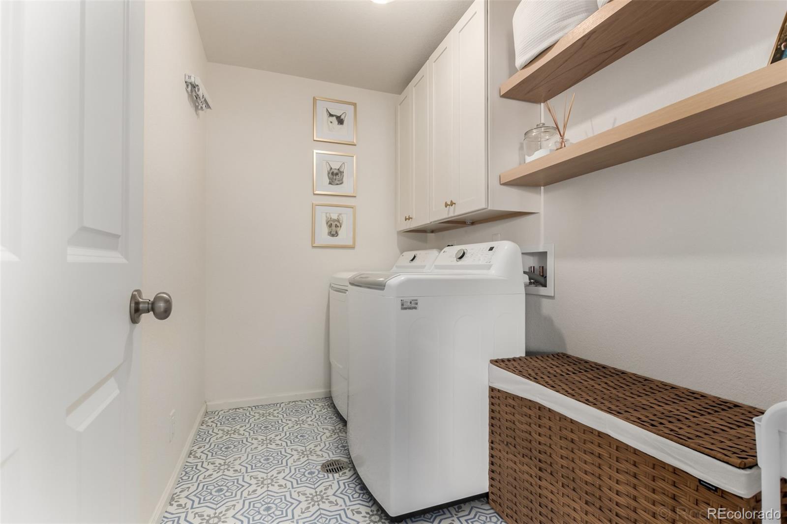 MLS Image #38 for 5392  walden court,denver, Colorado