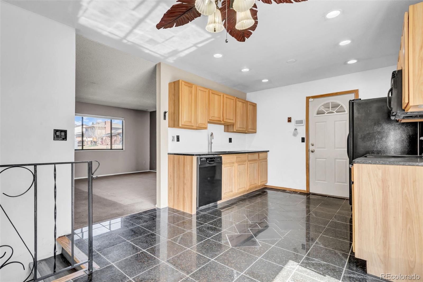 MLS Image #5 for 16666 e bails place,aurora, Colorado