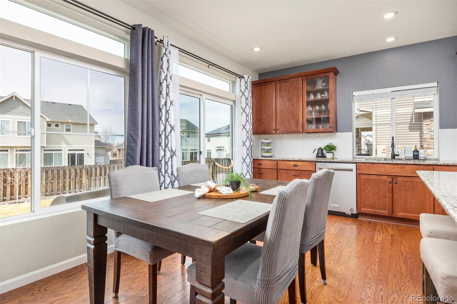 MLS Image #10 for 119 s oak hill court,aurora, Colorado
