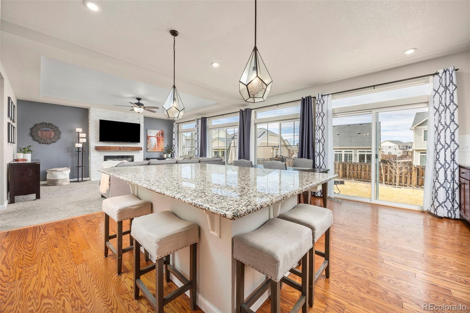 MLS Image #8 for 119 s oak hill court,aurora, Colorado