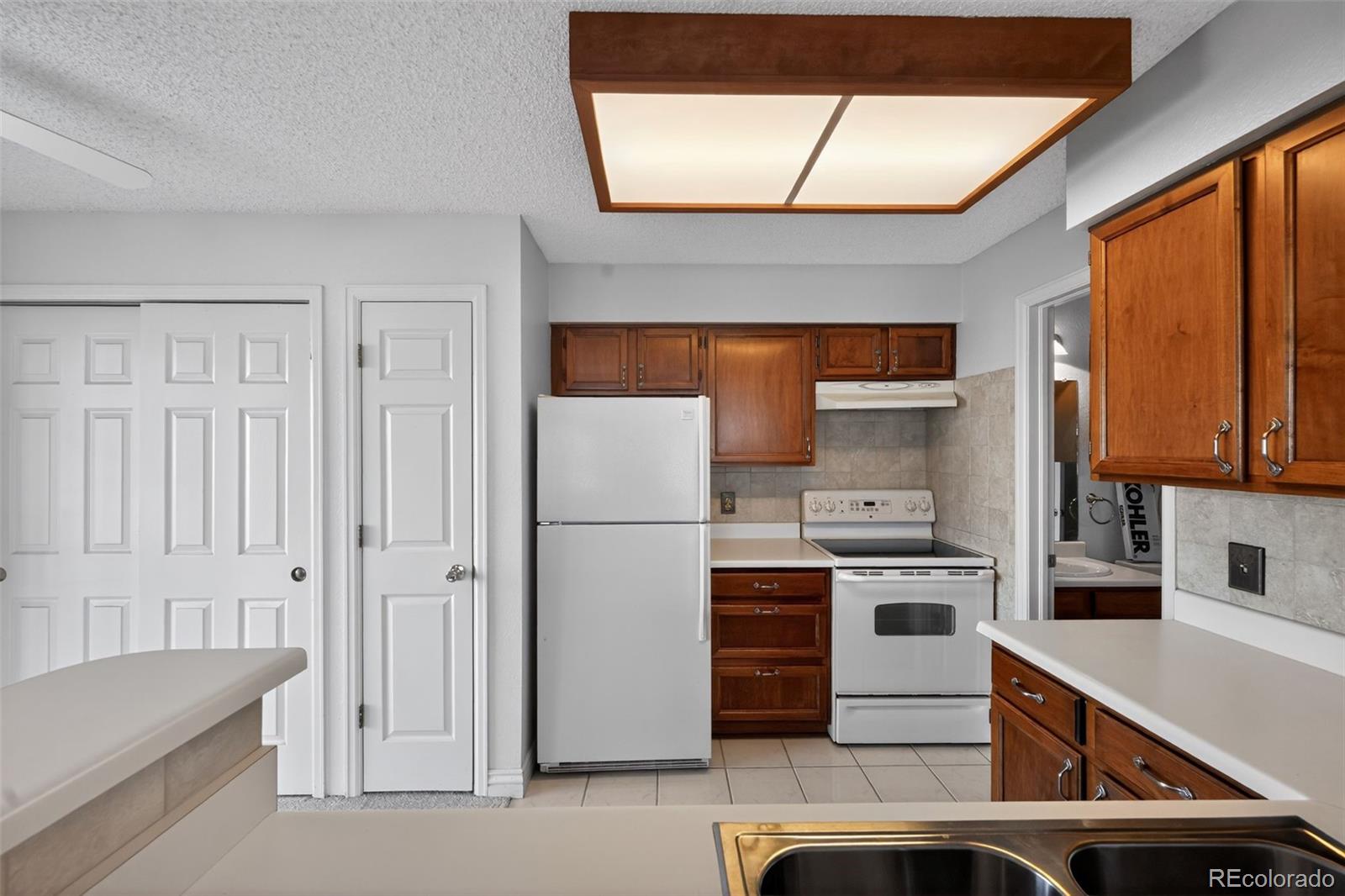 MLS Image #11 for 13732 e lehigh avenue a,aurora, Colorado