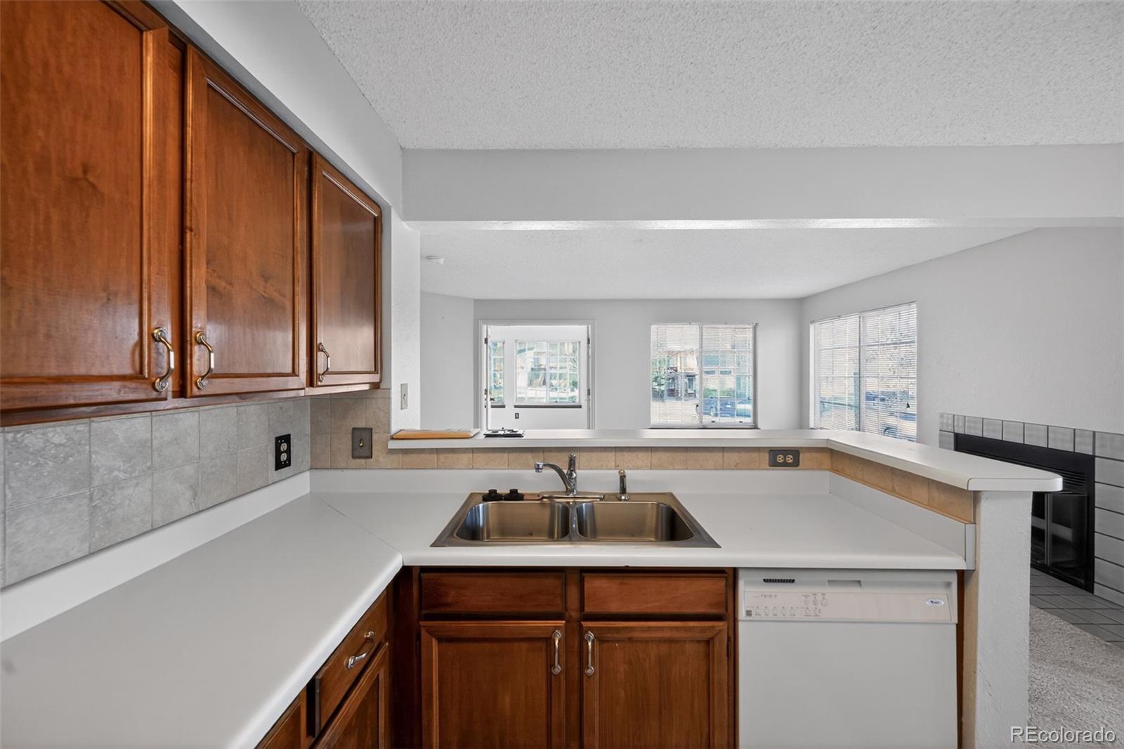 MLS Image #12 for 13732 e lehigh avenue a,aurora, Colorado