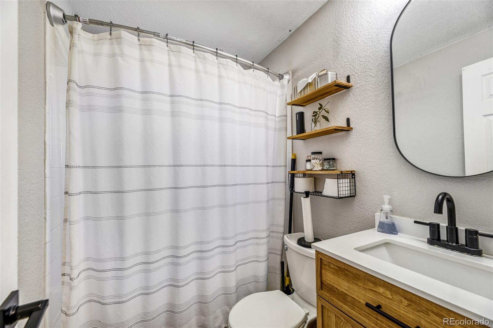 MLS Image #16 for 922 s ironton street,aurora, Colorado