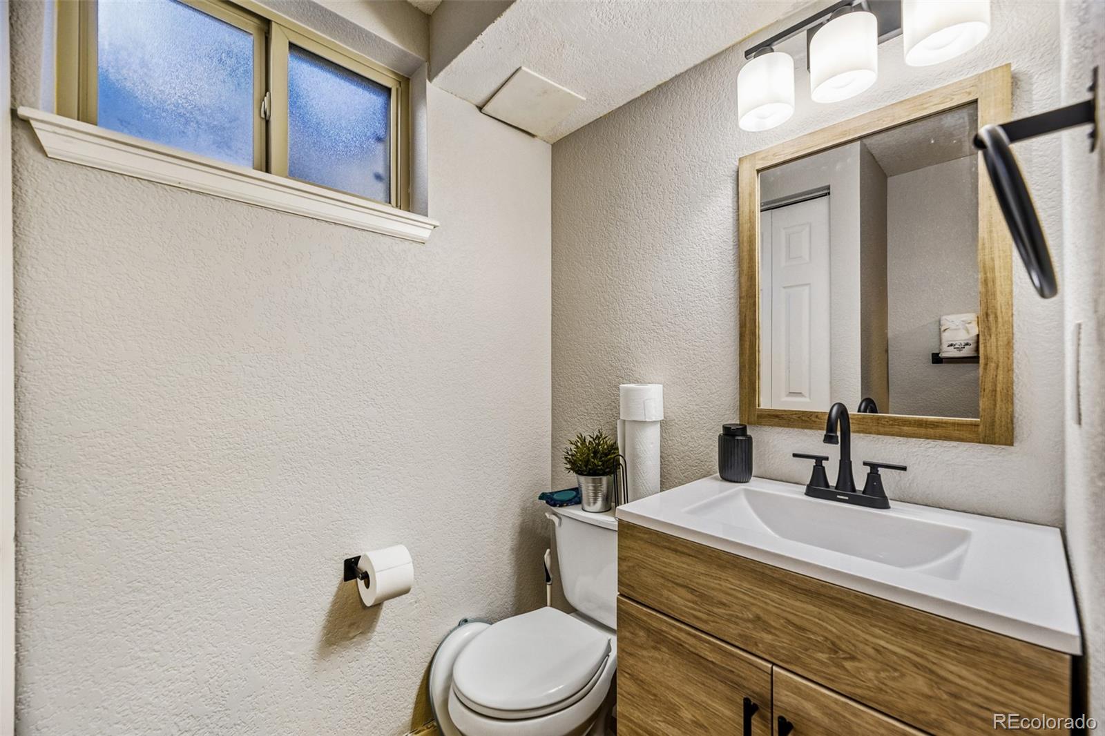 MLS Image #23 for 922 s ironton street,aurora, Colorado