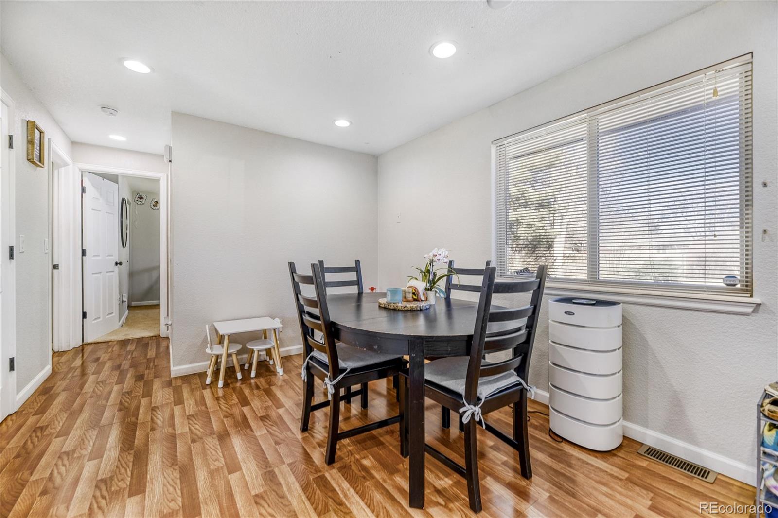 MLS Image #8 for 922 s ironton street,aurora, Colorado