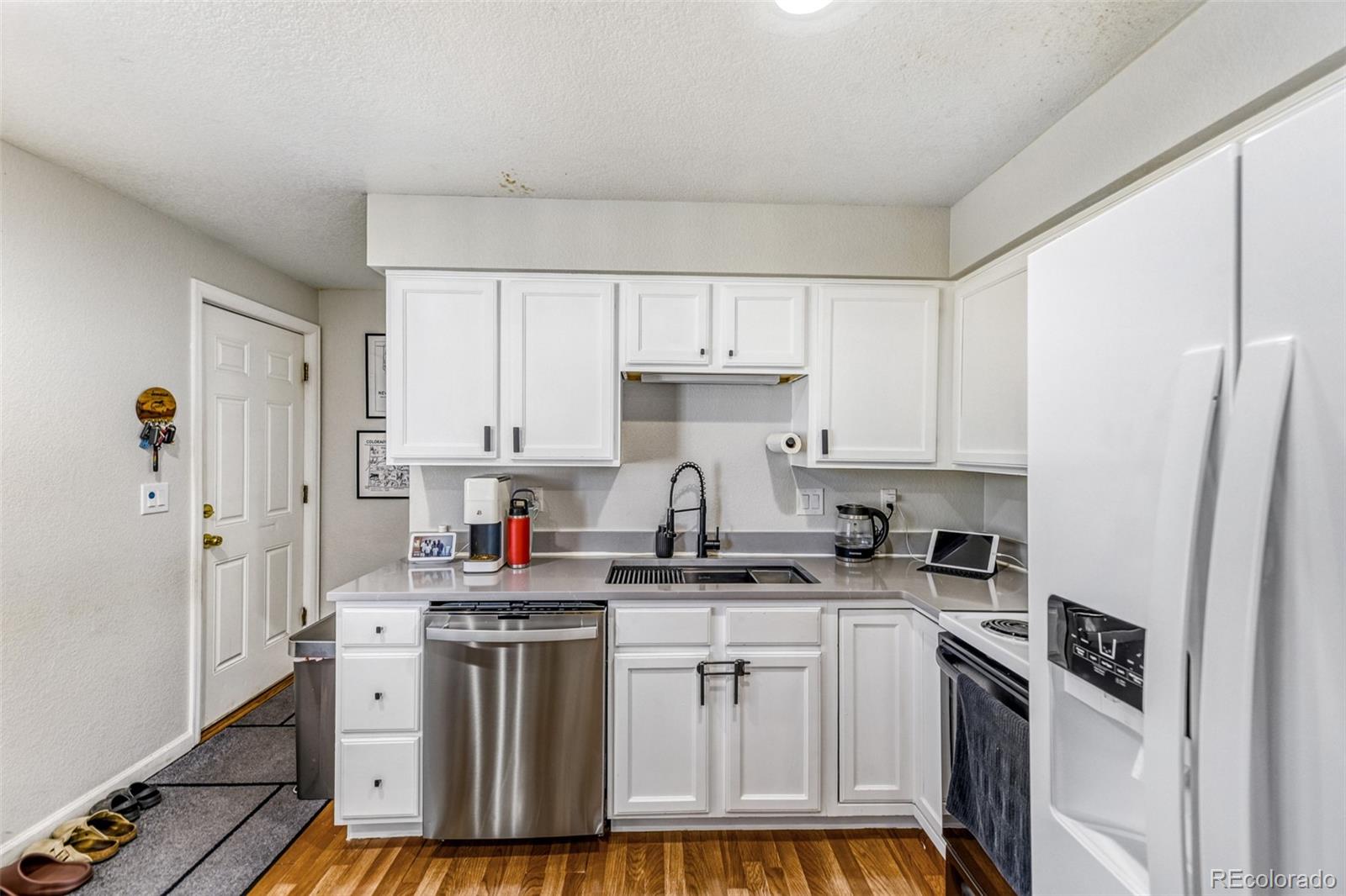 MLS Image #9 for 922 s ironton street,aurora, Colorado