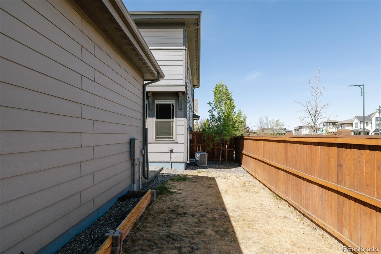 MLS Image #29 for 5811  boston court,denver, Colorado