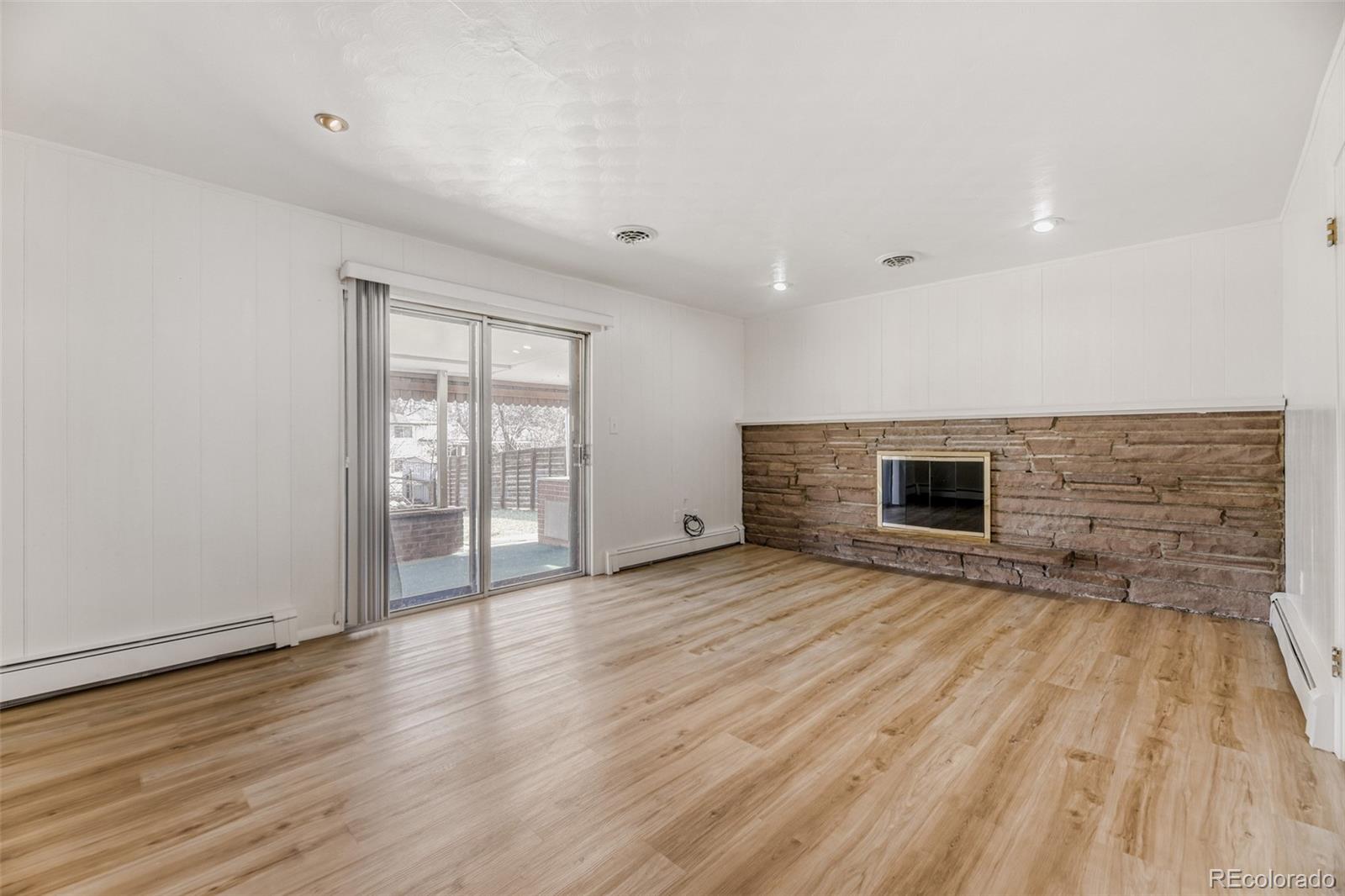 MLS Image #4 for 2466 s krameria street,denver, Colorado