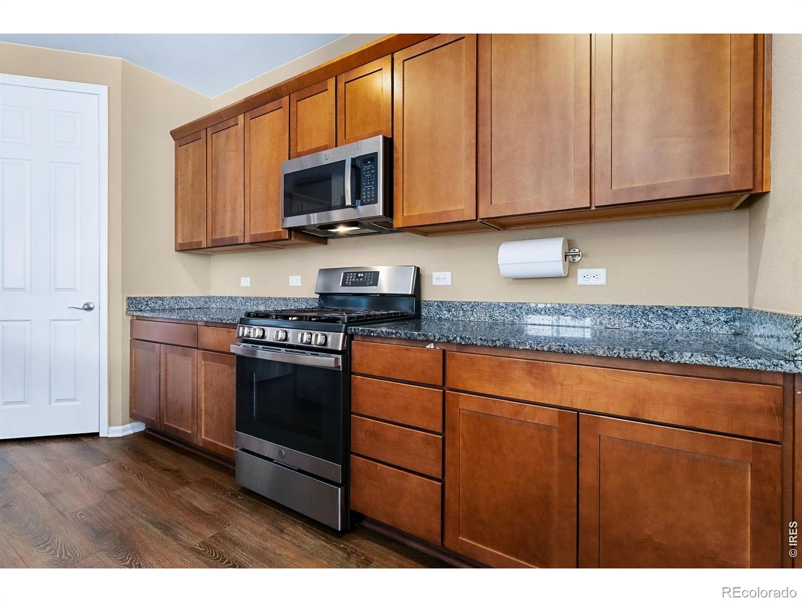 MLS Image #11 for 1601  northcroft drive,windsor, Colorado