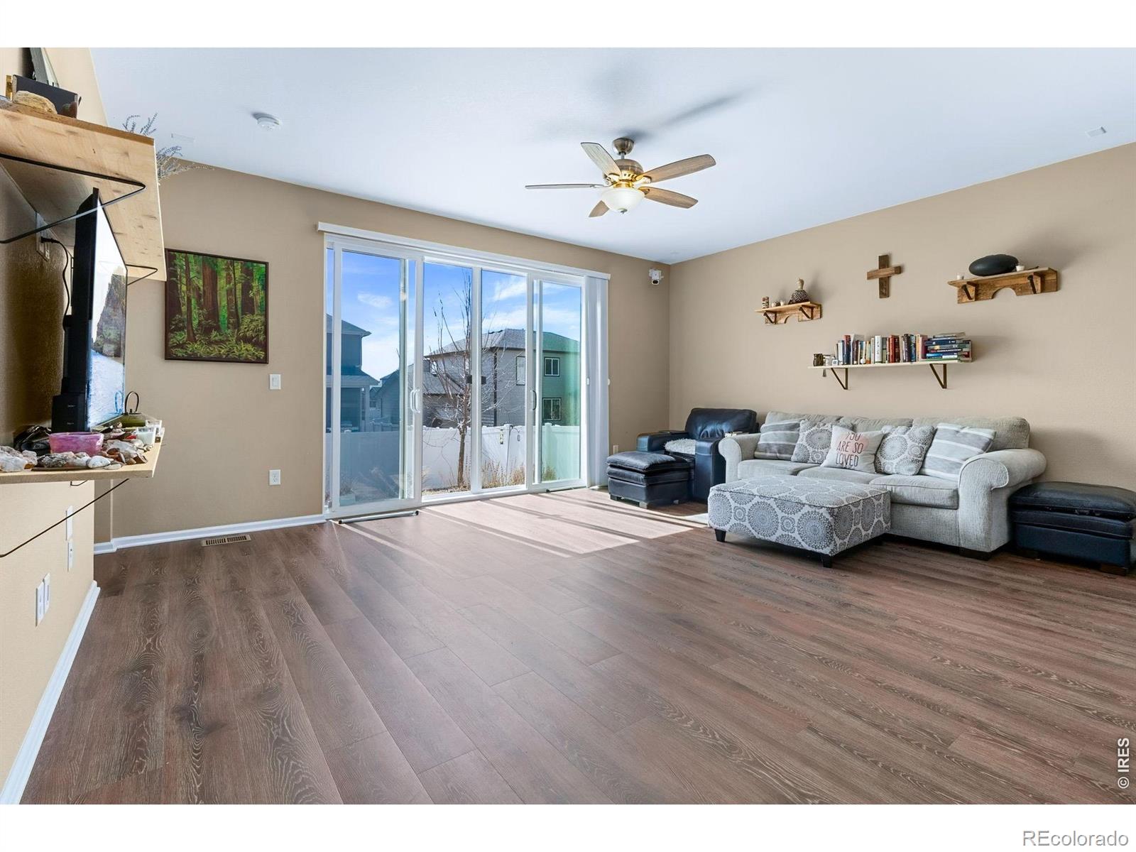 MLS Image #4 for 1601  northcroft drive,windsor, Colorado