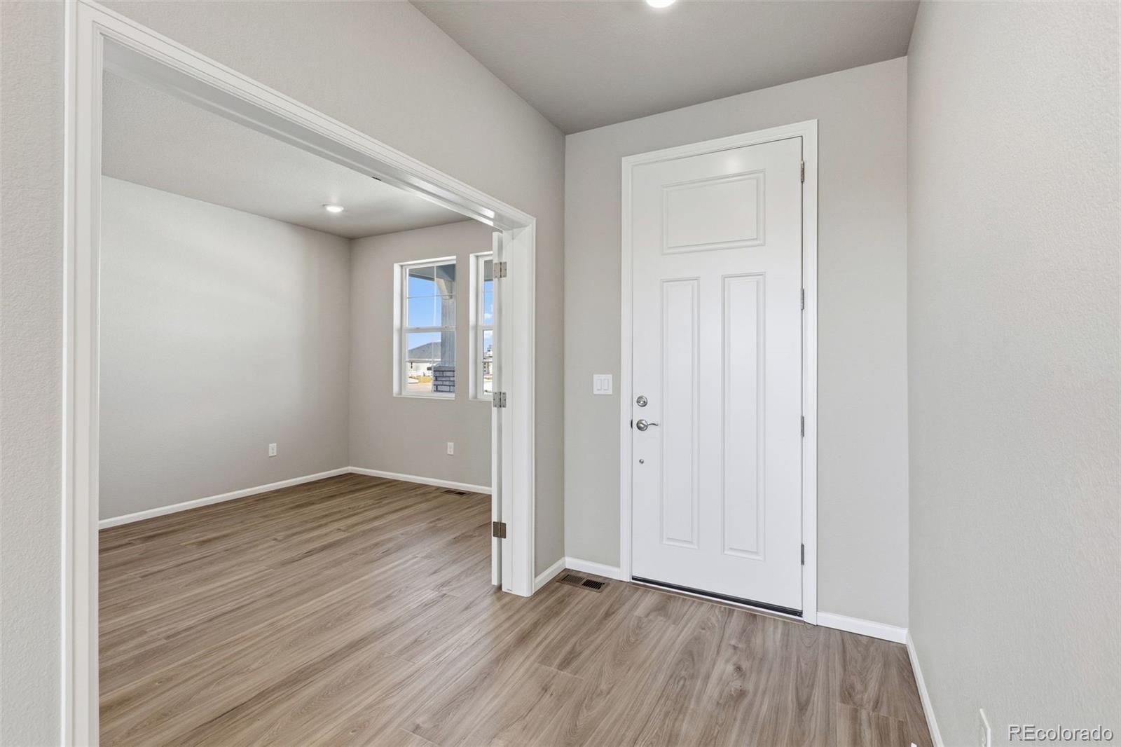 MLS Image #11 for 24362 e atlantic drive,aurora, Colorado