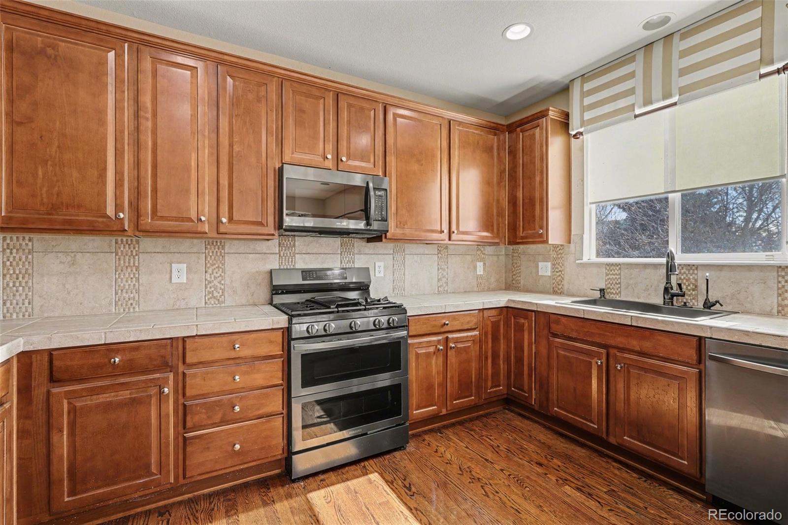 MLS Image #6 for 10734  telluride street,commerce city, Colorado