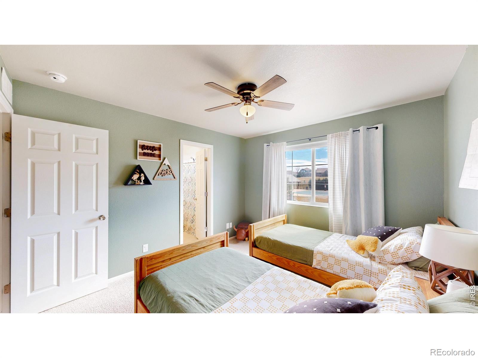 MLS Image #13 for 5260  ravenswood lane,johnstown, Colorado