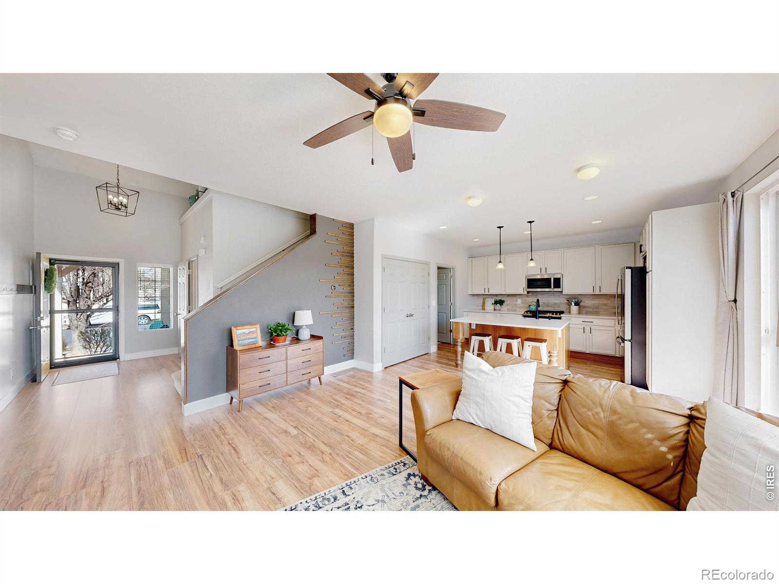 MLS Image #3 for 5260  ravenswood lane,johnstown, Colorado