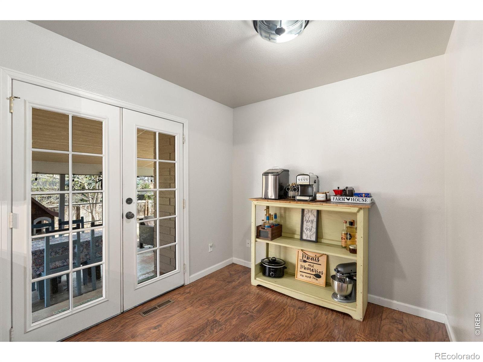 MLS Image #16 for 412  park place,fort collins, Colorado