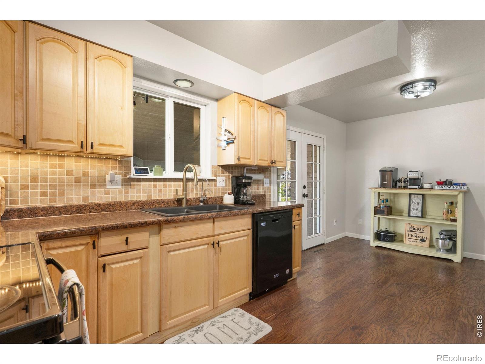MLS Image #17 for 412  park place,fort collins, Colorado