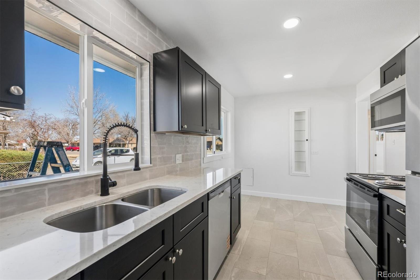 MLS Image #10 for 999  skeel street,brighton, Colorado