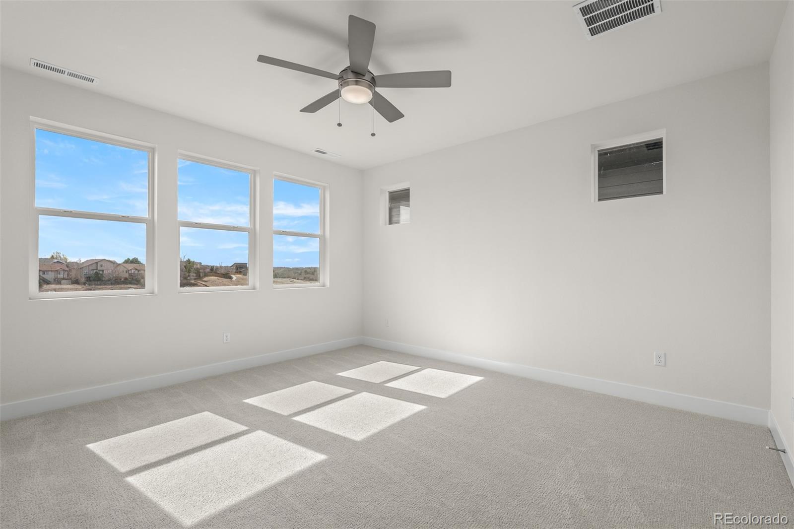 MLS Image #14 for 4545  peak crest view,colorado springs, Colorado
