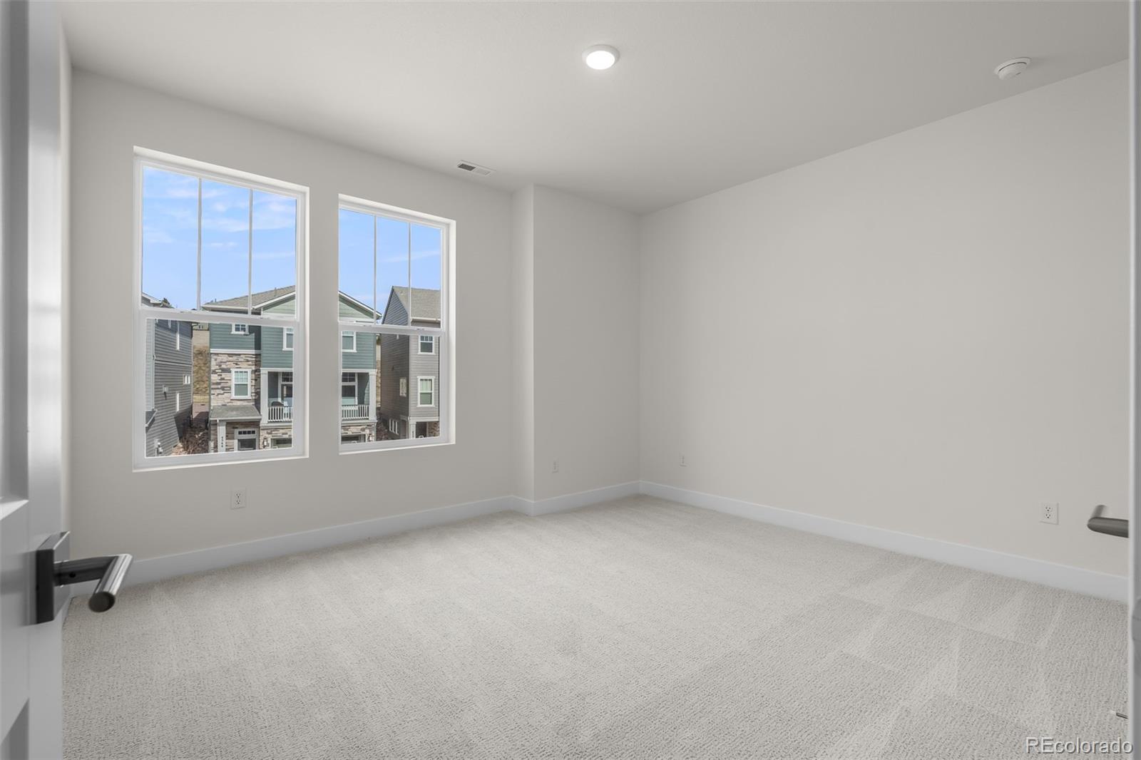 MLS Image #20 for 4545  peak crest view,colorado springs, Colorado