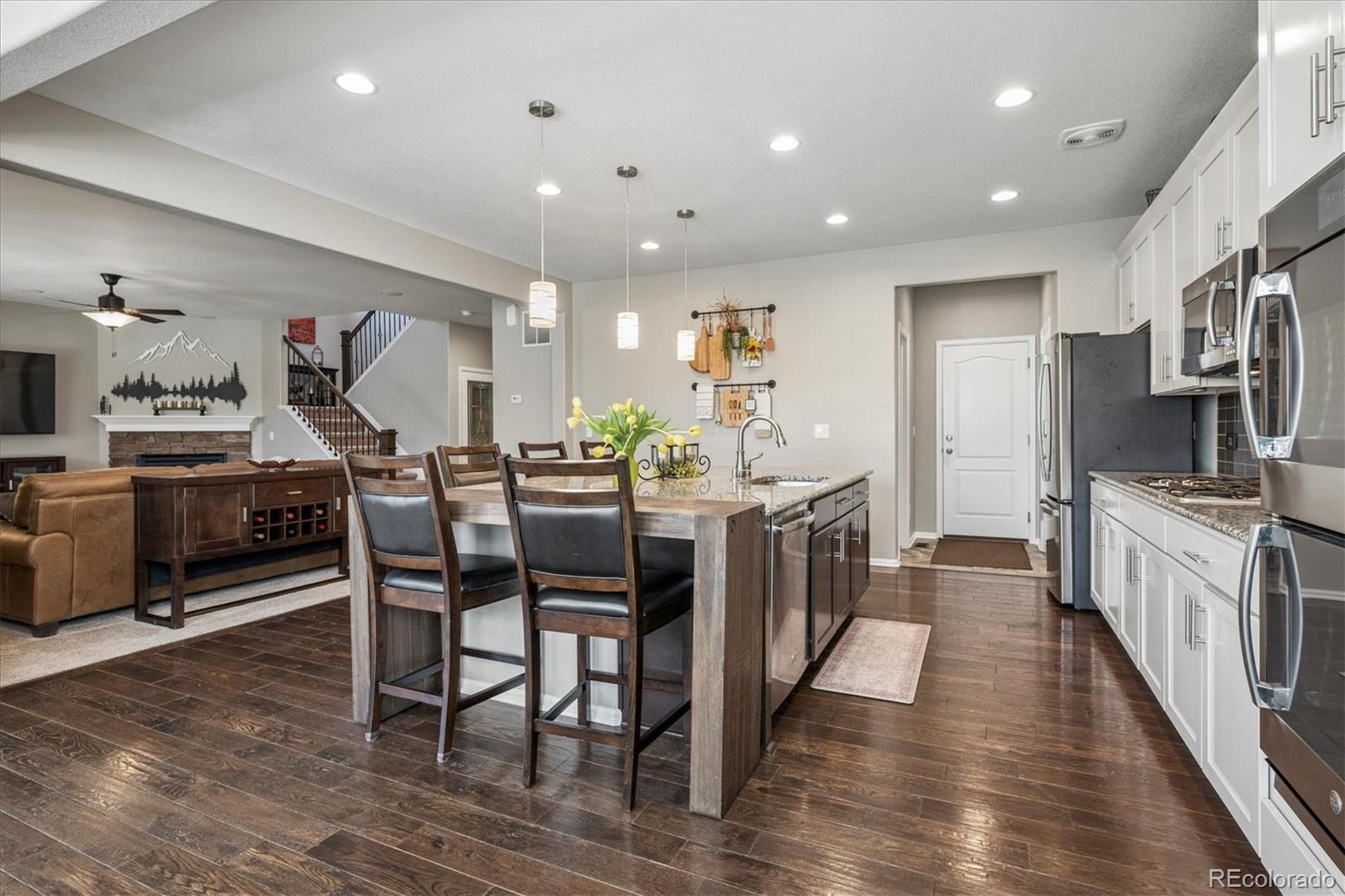 MLS Image #13 for 21470 e union drive,aurora, Colorado