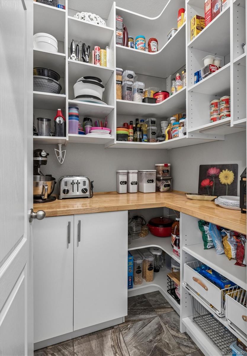 MLS Image #16 for 21470 e union drive,aurora, Colorado