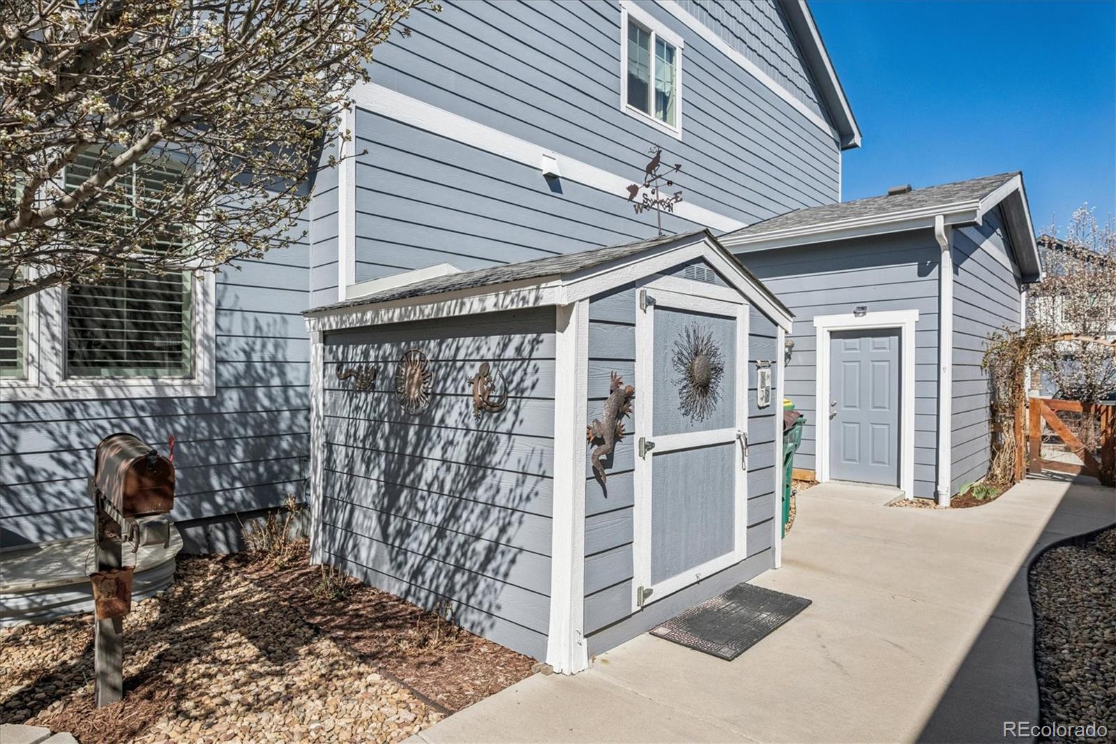 MLS Image #37 for 21470 e union drive,aurora, Colorado