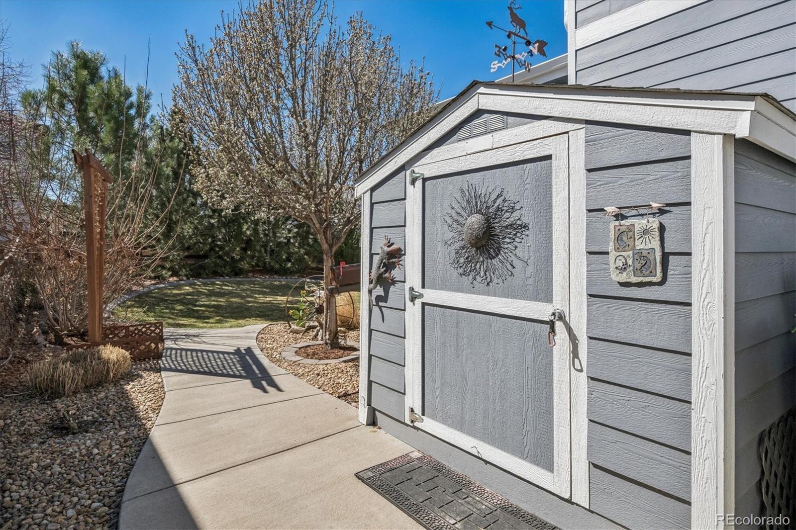 MLS Image #38 for 21470 e union drive,aurora, Colorado