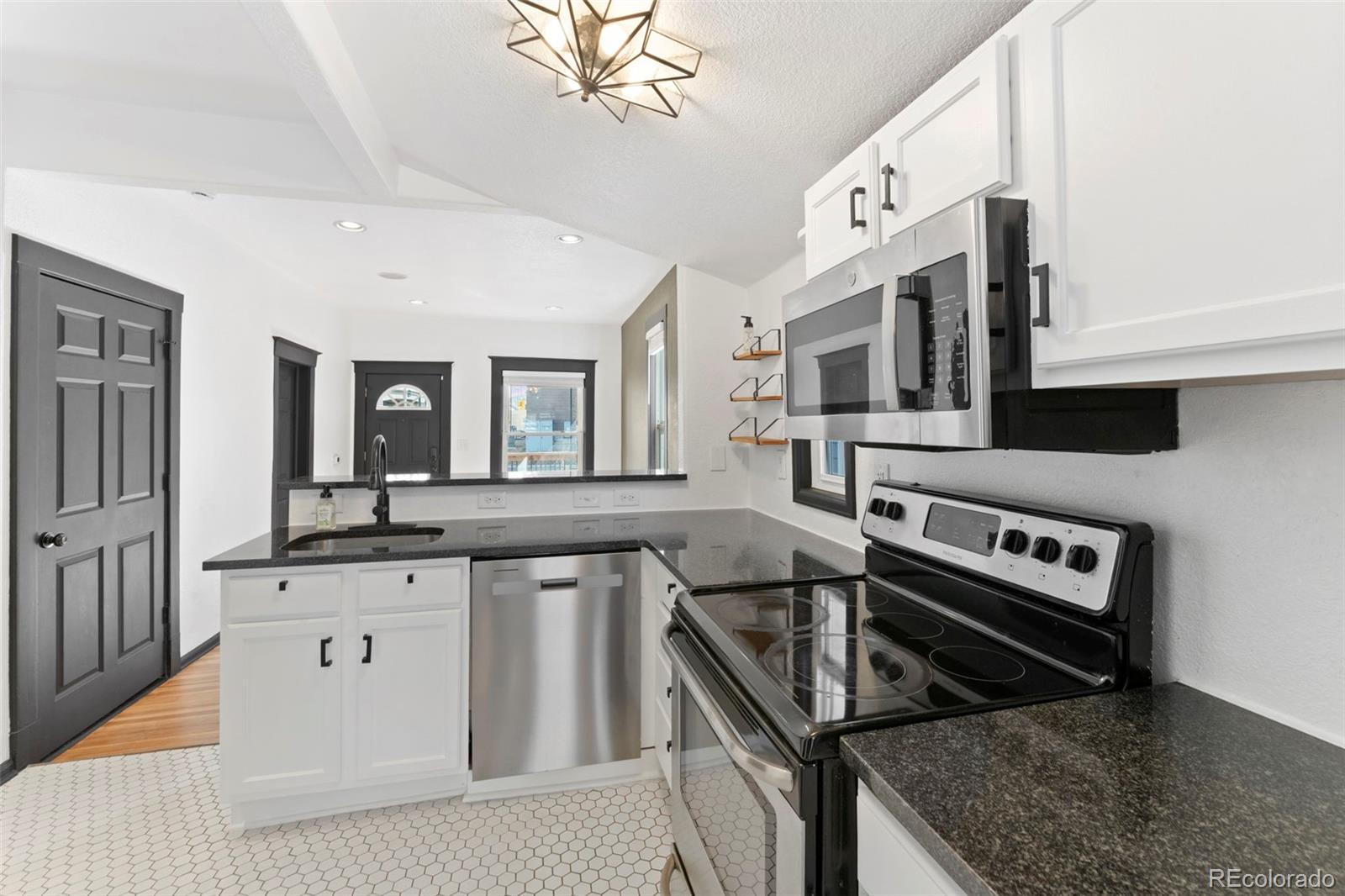 MLS Image #10 for 4539  pearl street,denver, Colorado