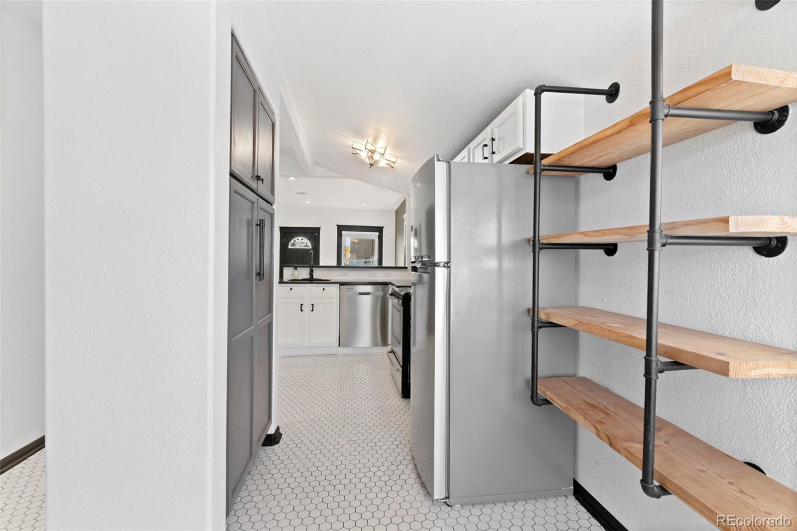 MLS Image #13 for 4539  pearl street,denver, Colorado
