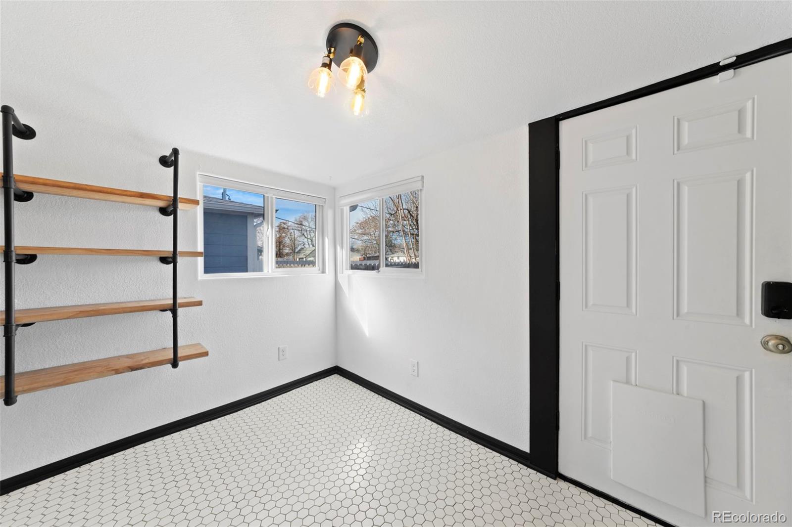 MLS Image #14 for 4539  pearl street,denver, Colorado