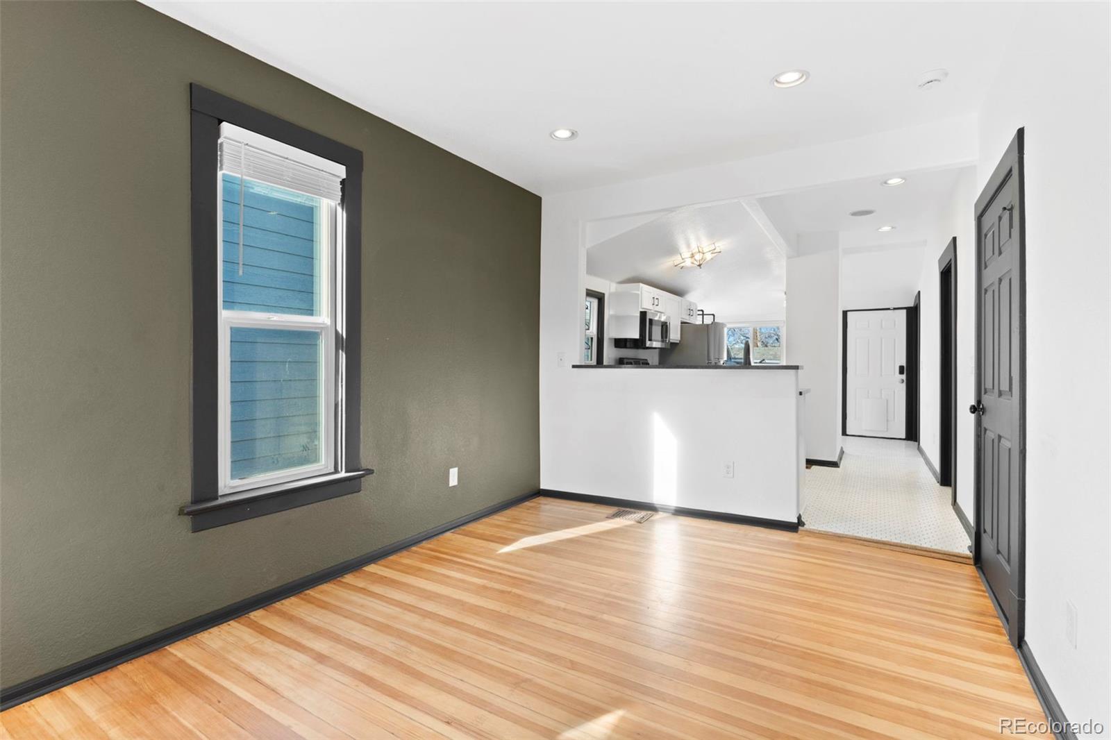MLS Image #5 for 4539  pearl street,denver, Colorado