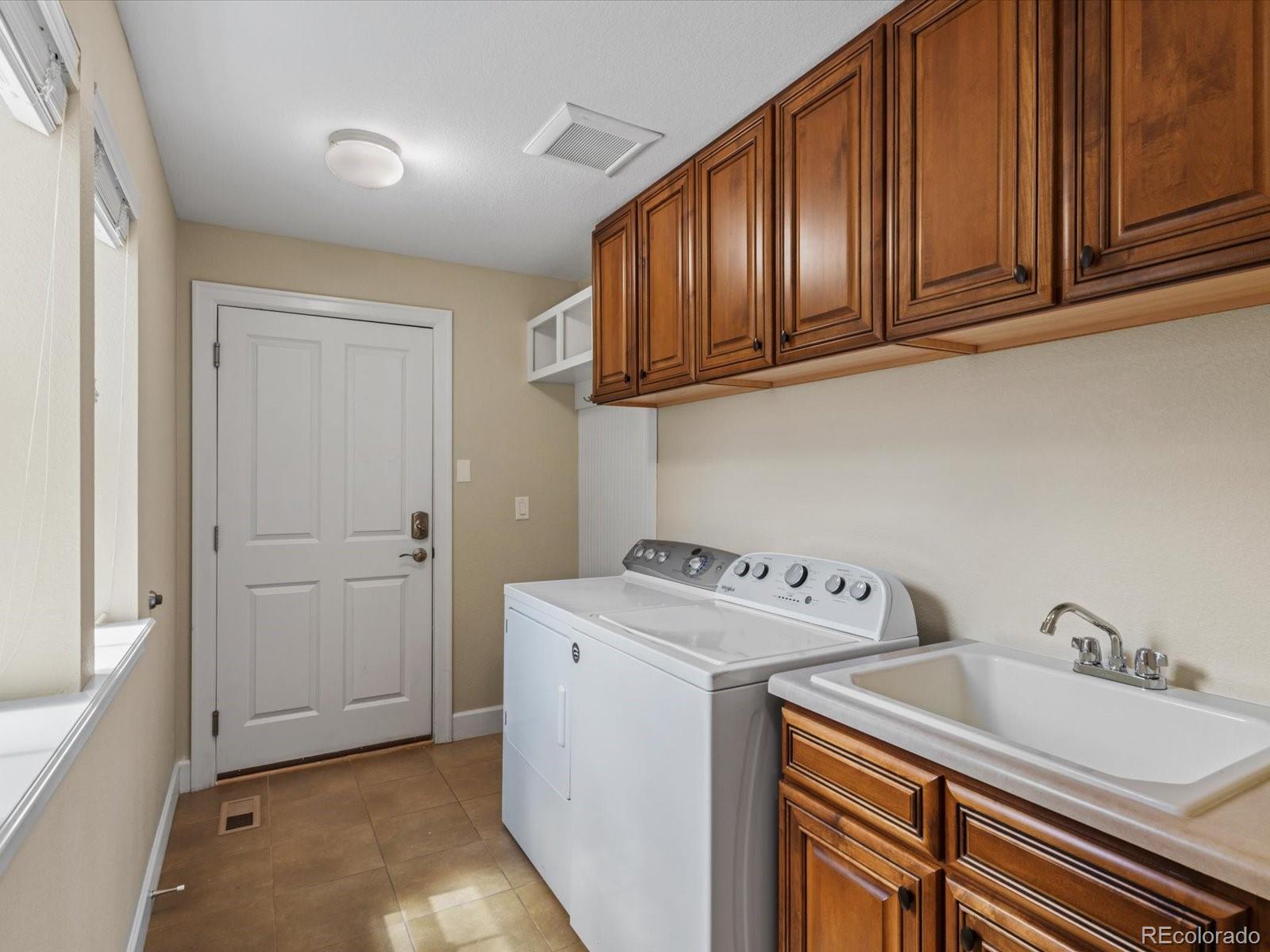 MLS Image #16 for 8146 e 35th avenue,denver, Colorado