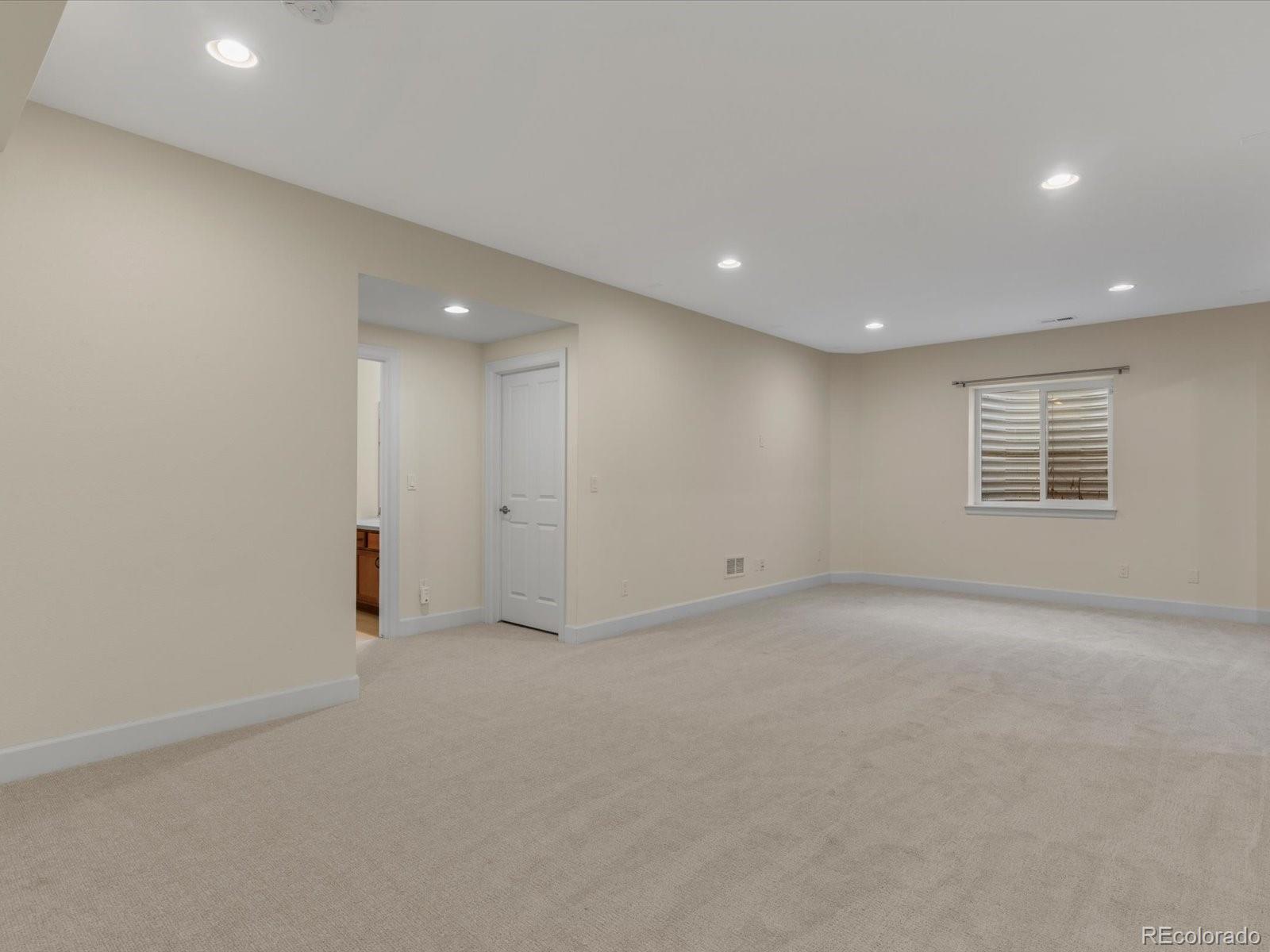 MLS Image #25 for 8146 e 35th avenue,denver, Colorado