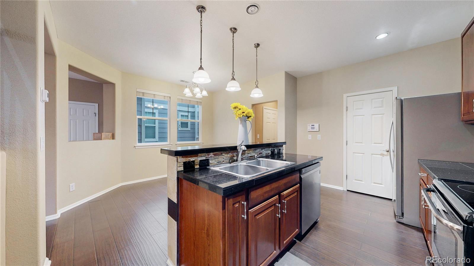 MLS Image #4 for 9039  apache plume drive c,parker, Colorado