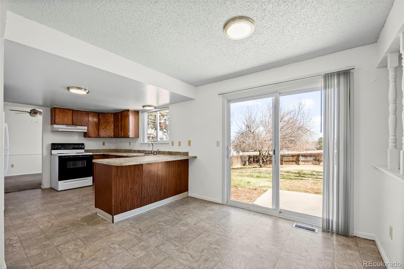 MLS Image #10 for 7218 s cody way,littleton, Colorado
