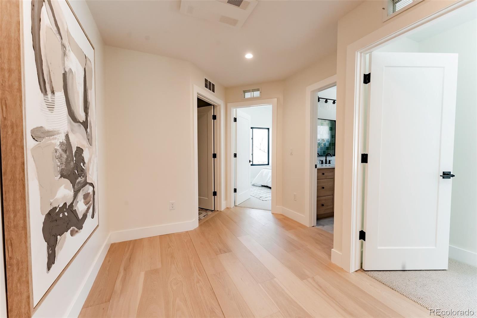 MLS Image #19 for 3047 s cherokee street,englewood, Colorado