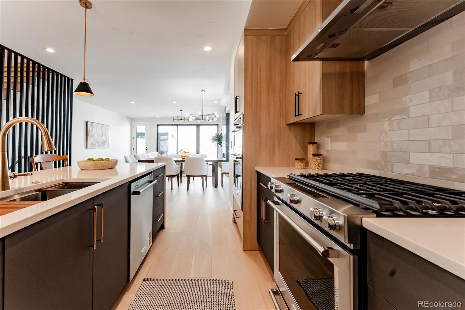 MLS Image #8 for 3047 s cherokee street,englewood, Colorado