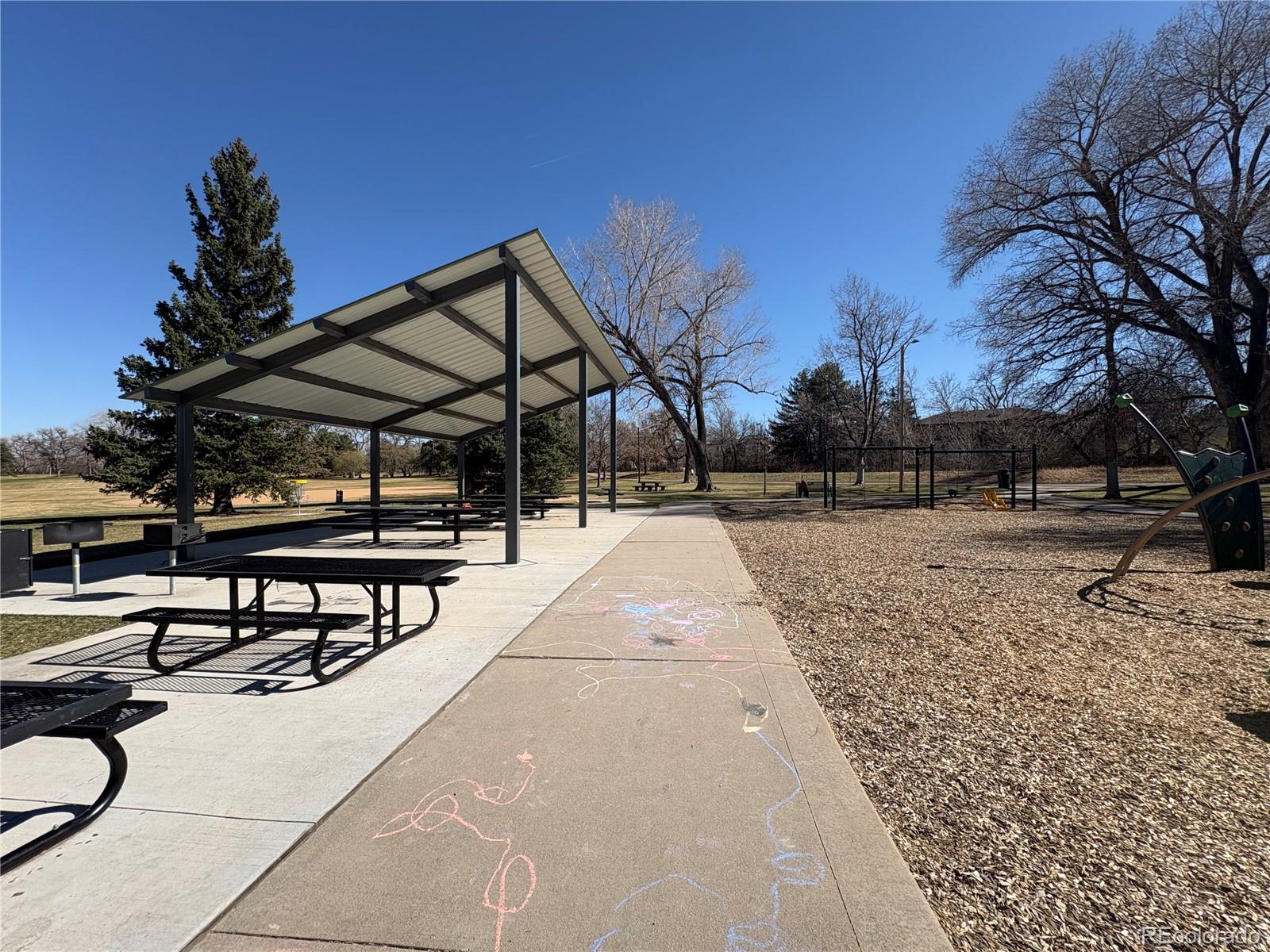 MLS Image #29 for 3273 s elm street,denver, Colorado