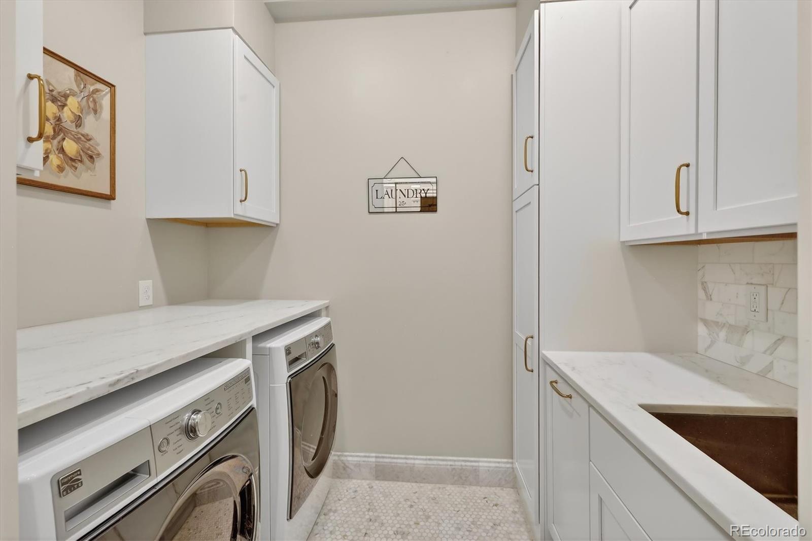 MLS Image #38 for 2329 n emerson street,denver, Colorado