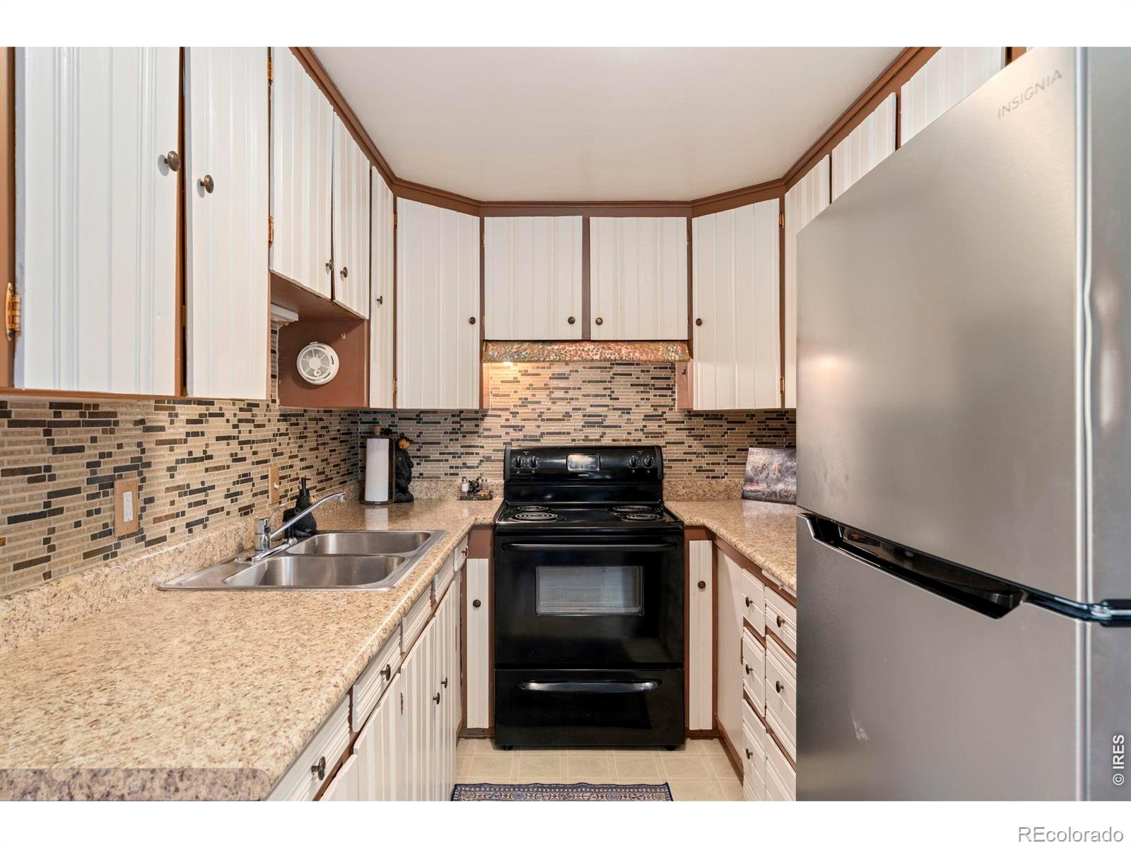 MLS Image #11 for 434  aspen drive,lyons, Colorado