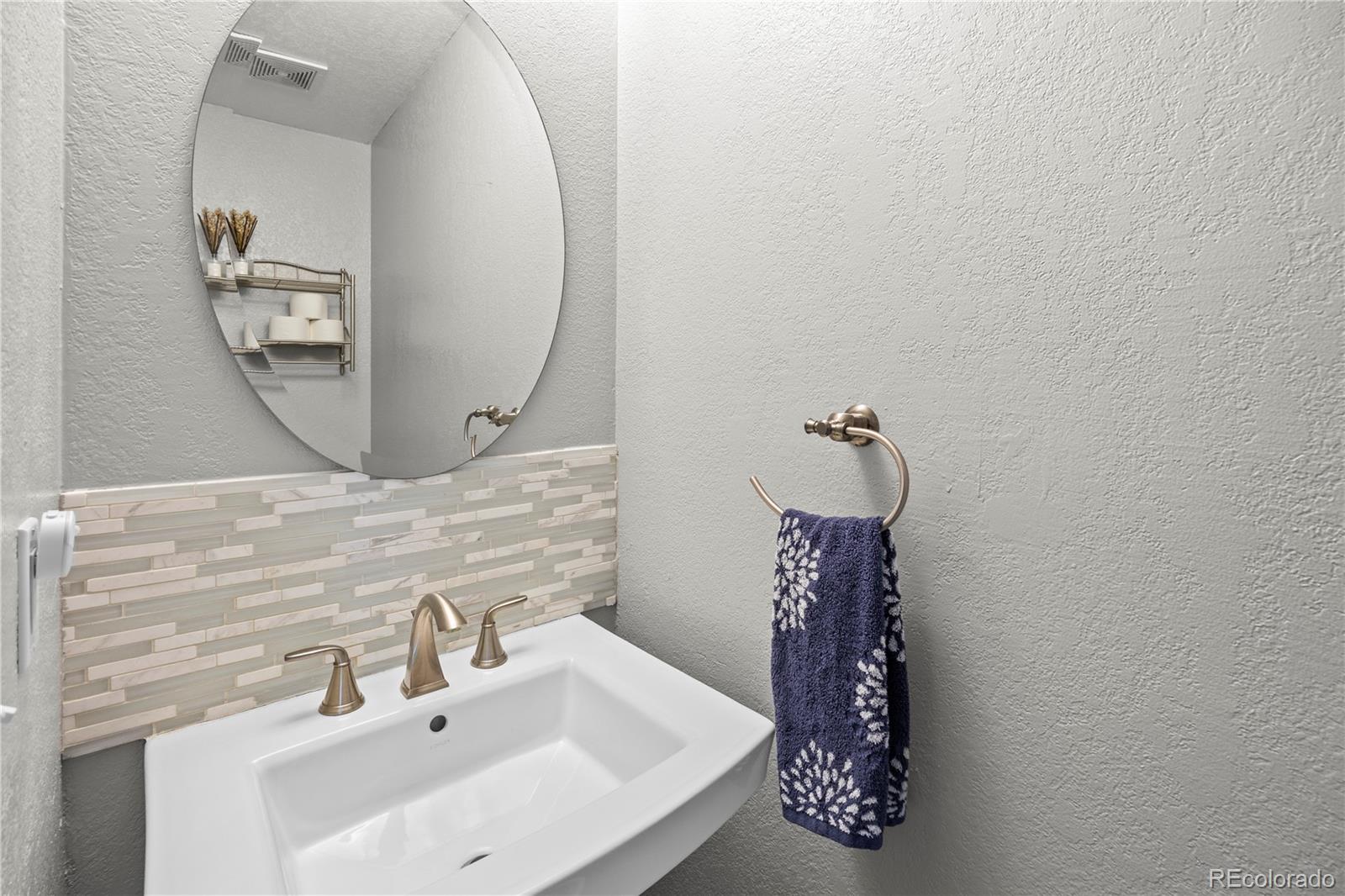 MLS Image #13 for 2597 e nichols circle,centennial, Colorado