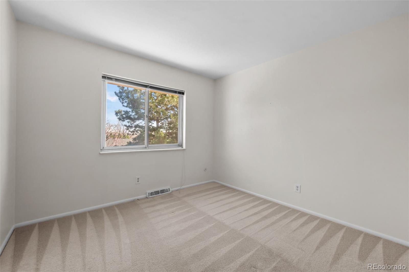 MLS Image #11 for 2012 s yank way,lakewood, Colorado