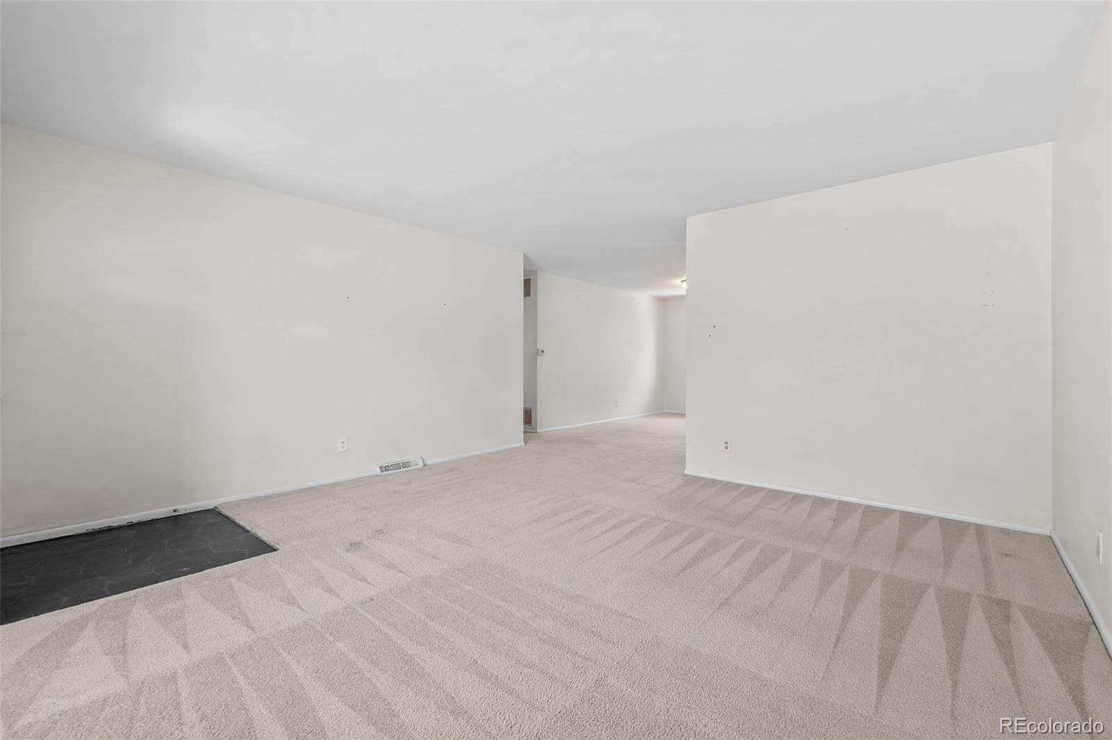 MLS Image #6 for 2012 s yank way,lakewood, Colorado