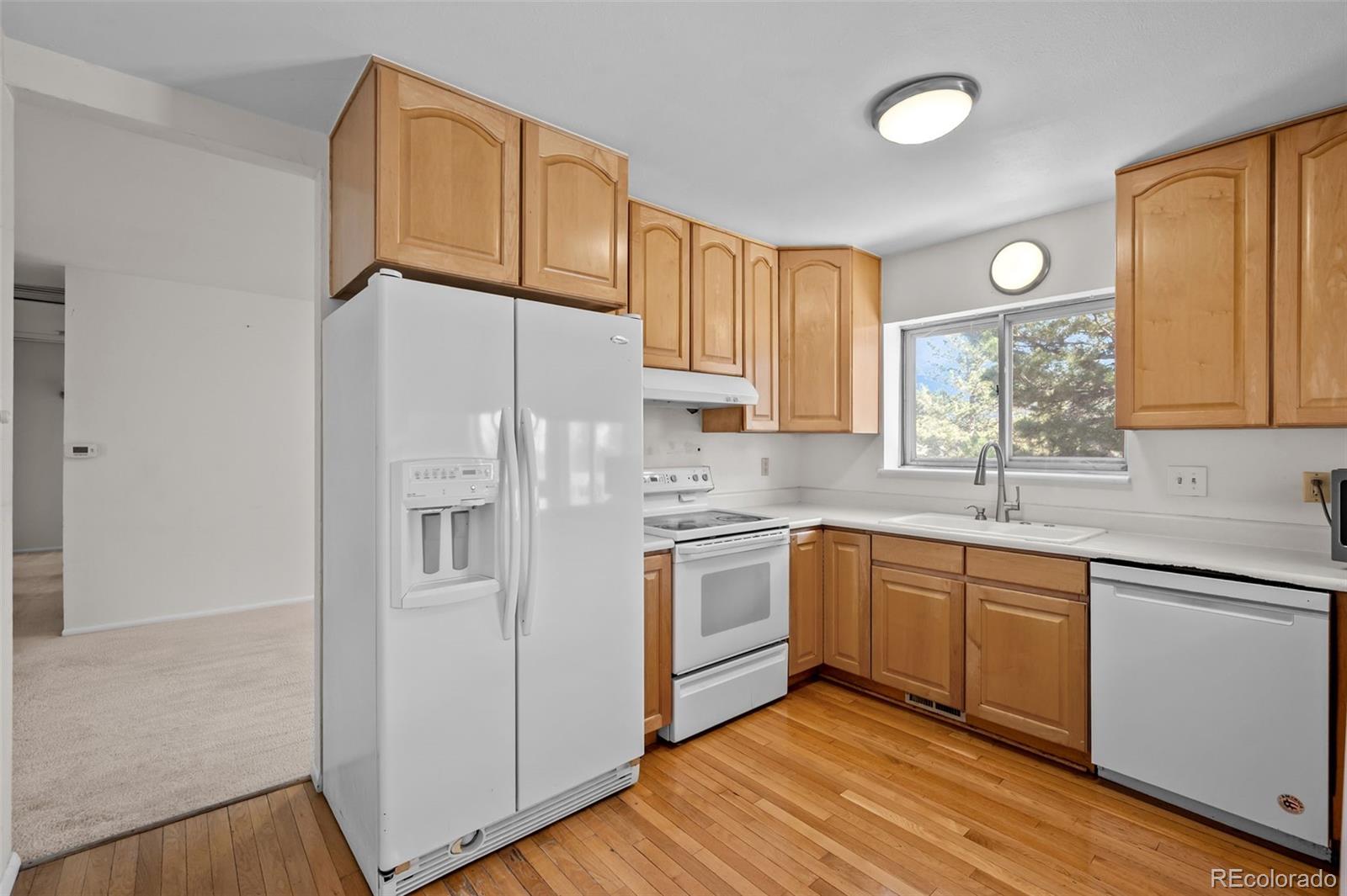 MLS Image #7 for 2012 s yank way,lakewood, Colorado
