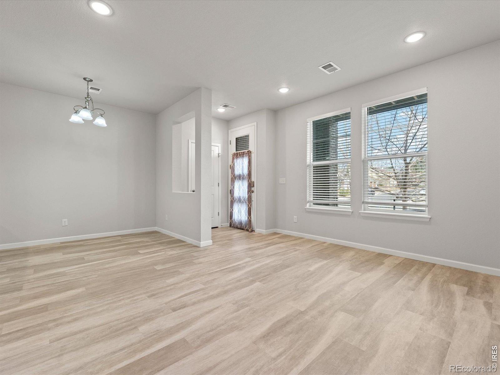 MLS Image #10 for 14952 e belleview avenue,aurora, Colorado