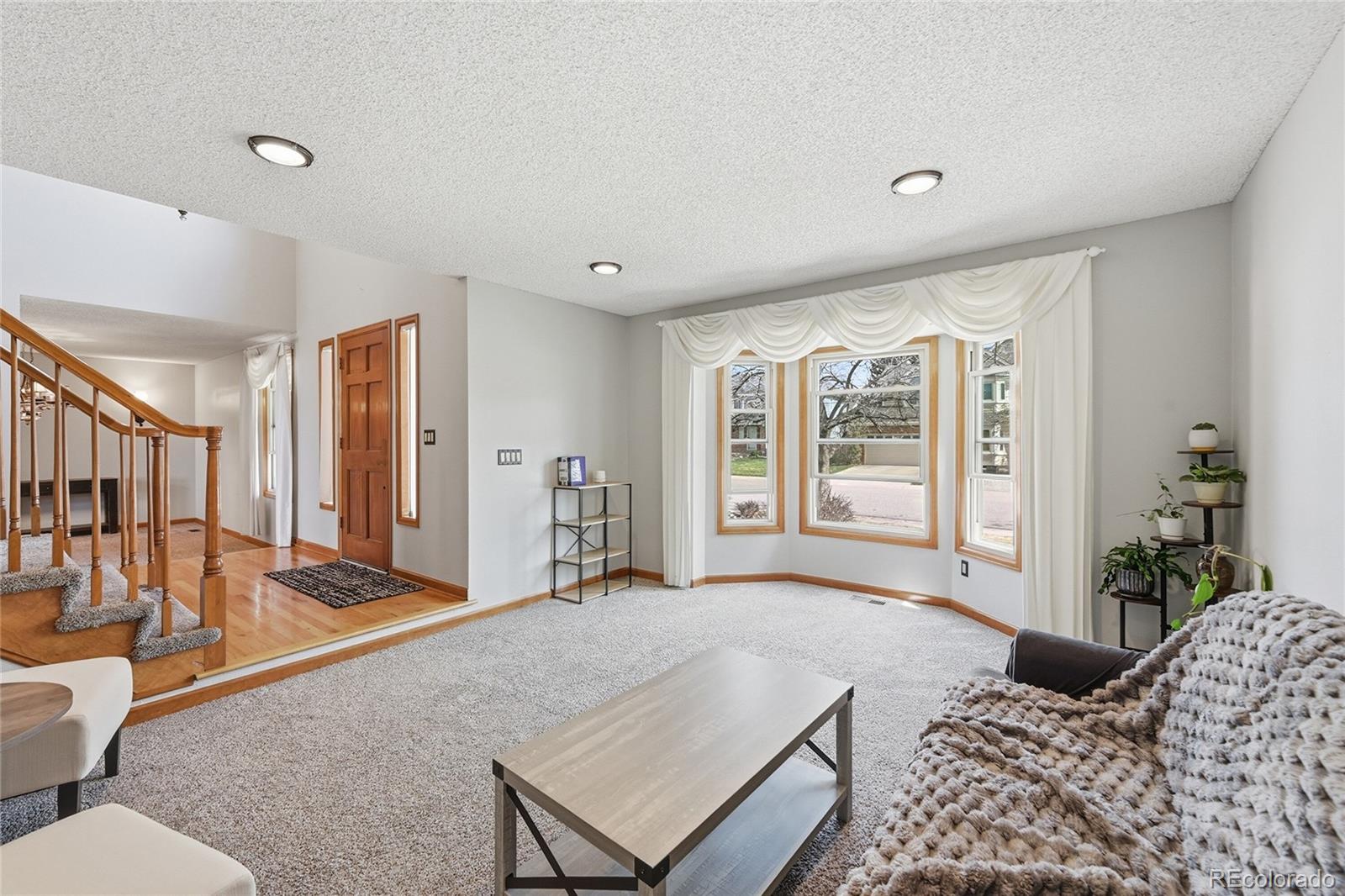 MLS Image #3 for 5835 s danube circle,aurora, Colorado