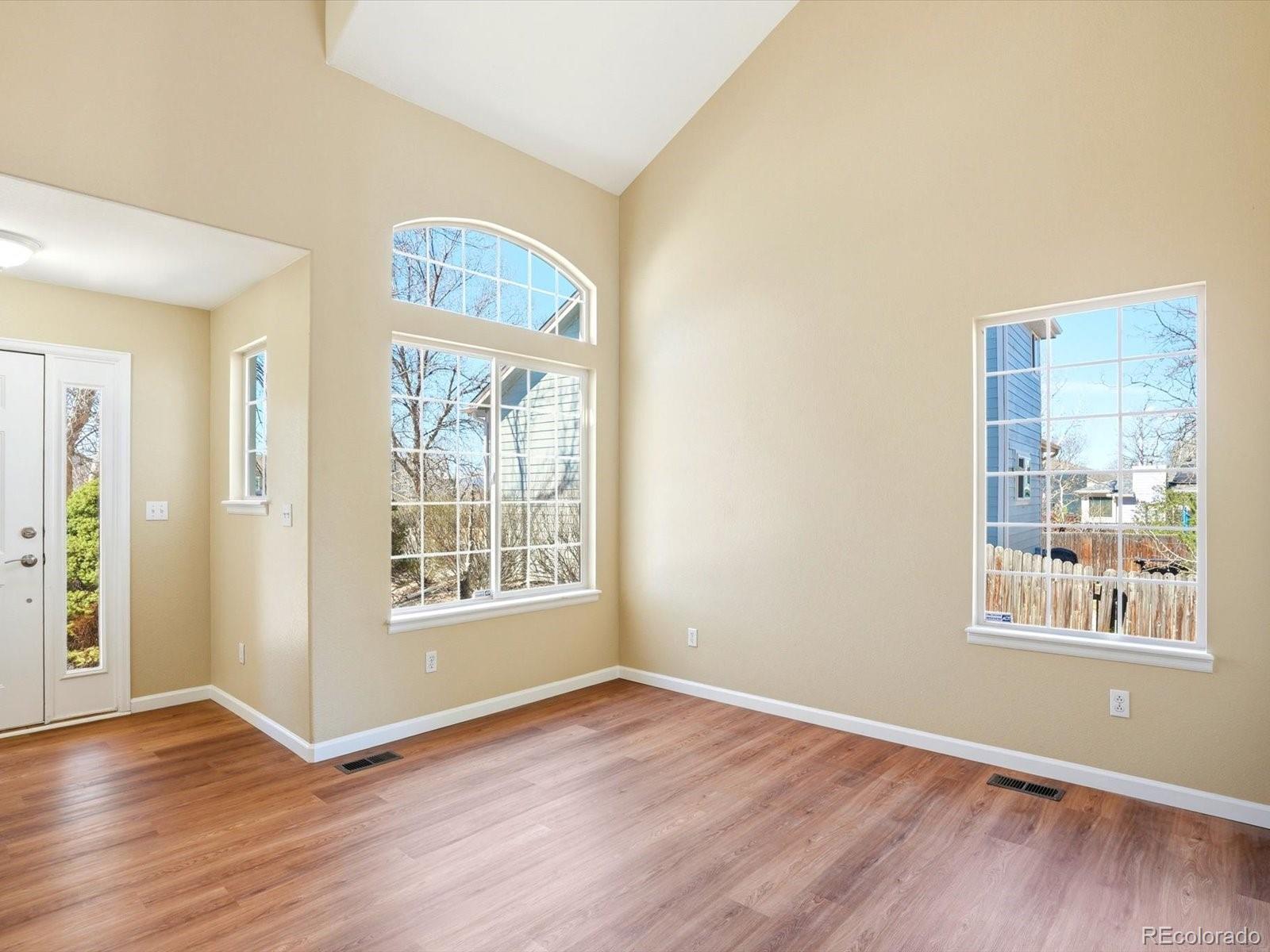 MLS Image #5 for 13214  columbine circle,thornton, Colorado