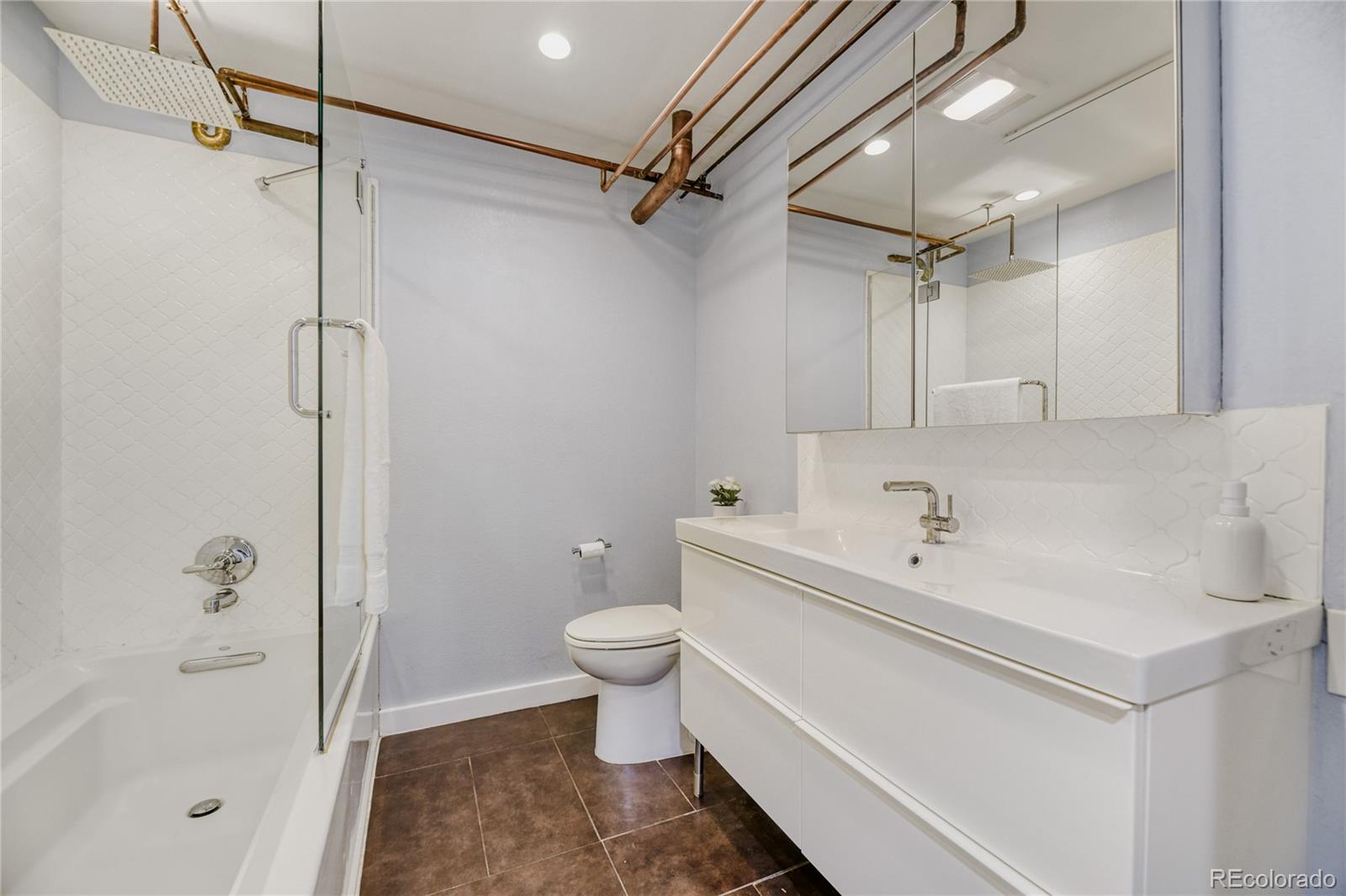 MLS Image #13 for 3436 s locust street b,denver, Colorado